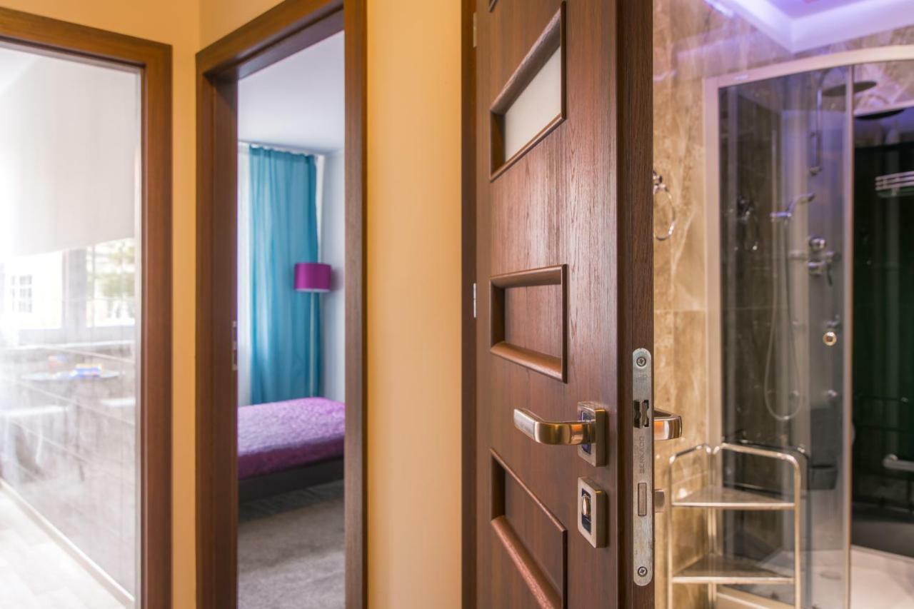 Apartament Pink Crane Apartment Gdansk Bagian luar foto