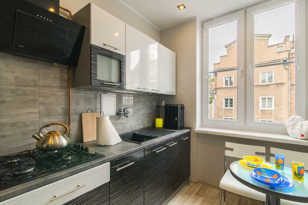 Apartament Pink Crane Apartment Gdansk Bagian luar foto